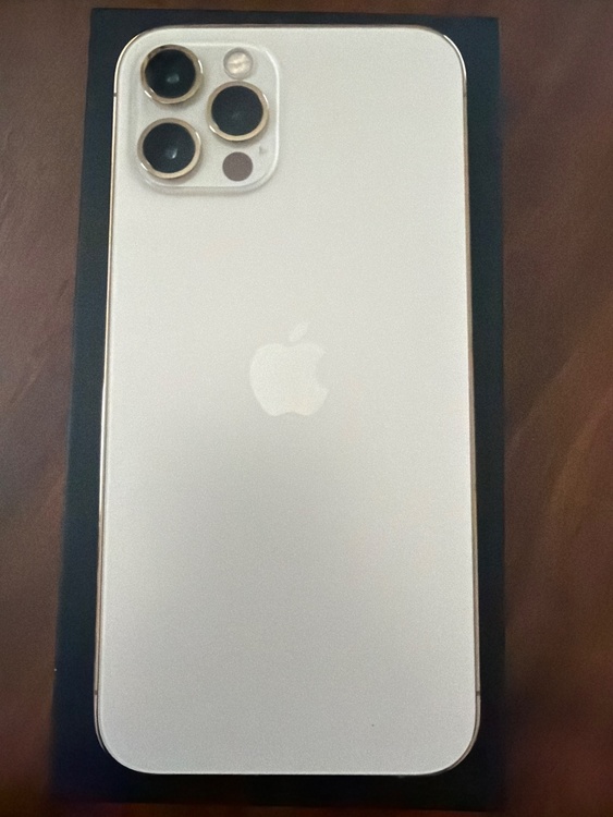 iPhone12Pro512GBゴールド（スマホ）の商品画像 - 査定依頼日：2026年2月1日 - 最高査定価格：43,000円