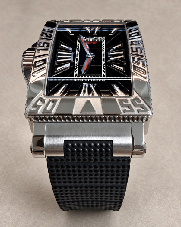 ROGER DUBUIS（ロジェ・デュブイ）（高級時計）の商品画像 - 査定依頼日：2026年9月19日 - 最高査定価格：500,000円