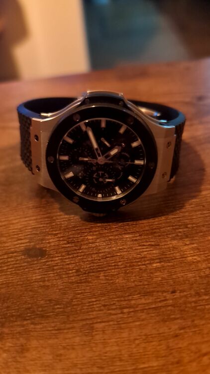 ウブロ ビックバン HU311.SM.1170.RX（高級時計）の商品画像 - 査定依頼日：2025年6月12日 - 最高査定価格：800,000円