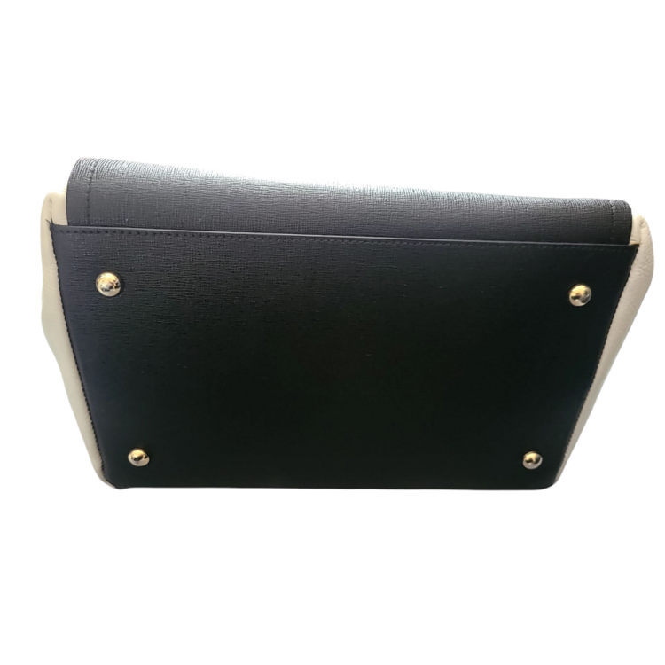 その他 フルラ （ブランドバッグ）の商品画像 - 査定依頼日：2025年3月16日 - 最高査定価格：2,000円