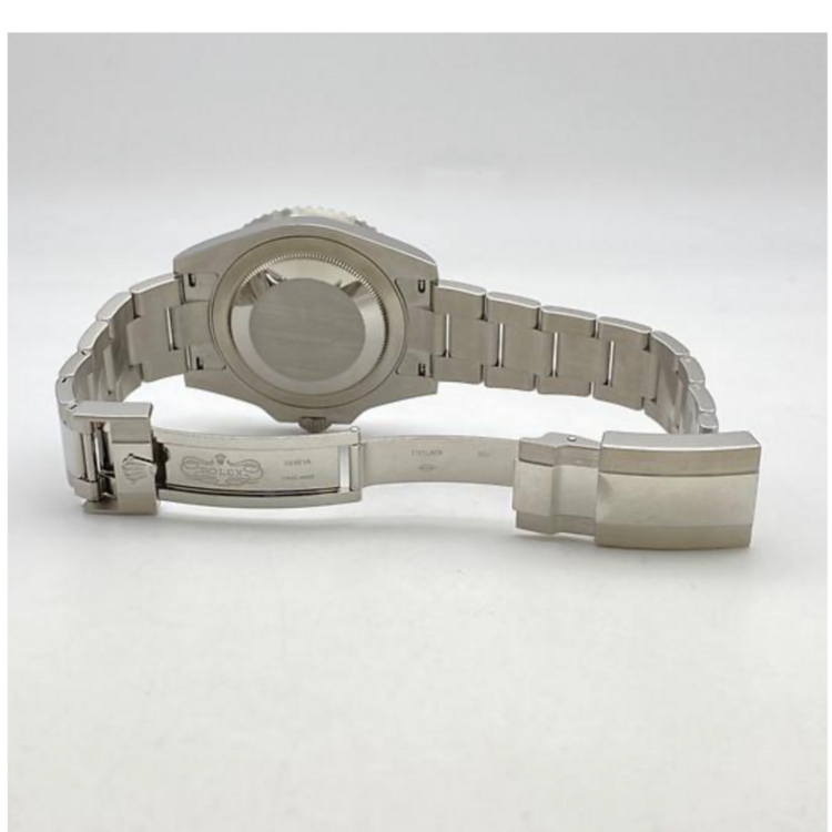 126720VTNR オイスター　2022（高級時計）の商品画像 - 査定依頼日：2025年12月1日 - 最高査定価格：2,450,000円