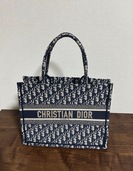 DIOR BOOK TOTE MEDIUM（ブランドバッグ）の商品画像 - 査定依頼日：2026年4月15日 - 最高査定価格：190,000円