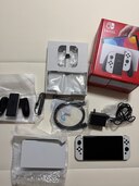 Switch有機EL版（ゲーム機本体・ゲームソフト）の商品画像 - 査定依頼日：2025年5月27日 - 最高査定価格：16,000円