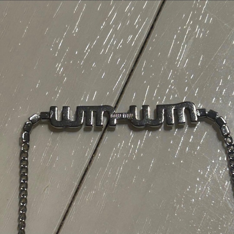 ミュウミュウ  （ブランドバッグ）の商品画像 - 査定依頼日：2025年10月29日 - 最高査定価格：30,000円