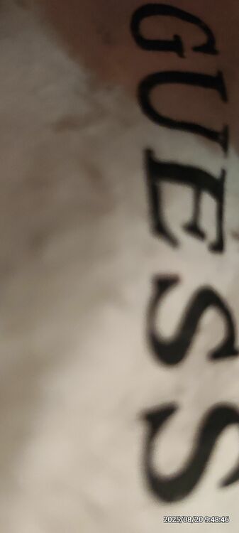 GUESS　ショルダーバッグ（ブランド財布・小物）の商品画像 - 査定依頼日：2025年8月20日 - 最高査定価格：100,000円