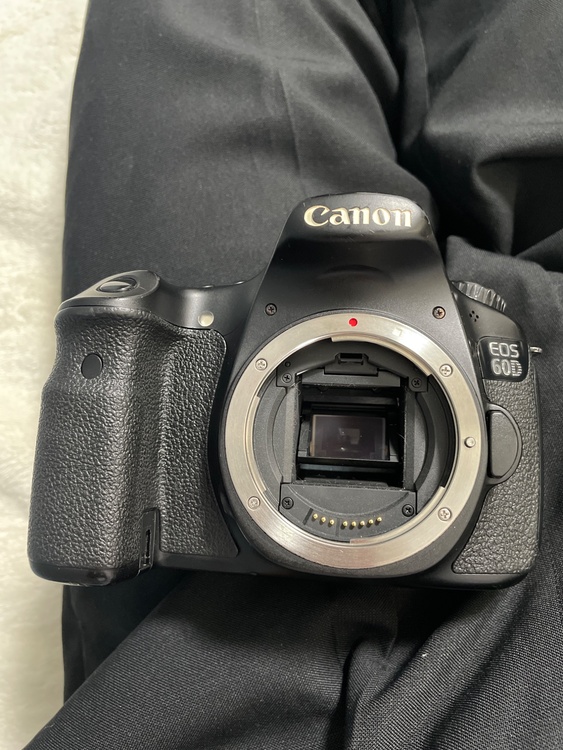 EOS60D（カメラ）の商品画像 - 査定依頼日：2026年2月25日 - 最高査定価格：2,200円