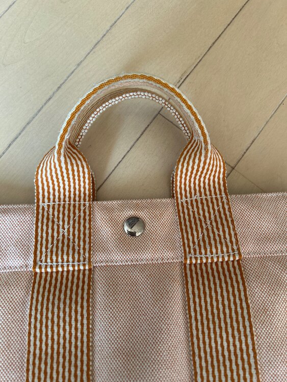 エルメス フールトゥ （ブランドバッグ）の商品画像 - 査定依頼日：2025年1月19日 - 最高査定価格：21,000円