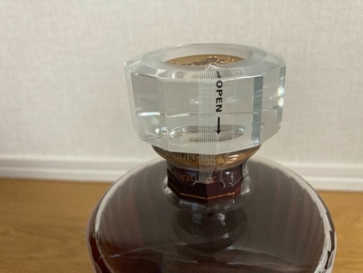 サントリー響30年（お酒）の商品画像 - 査定依頼日：2025年9月25日 - 最高査定価格：500,000円