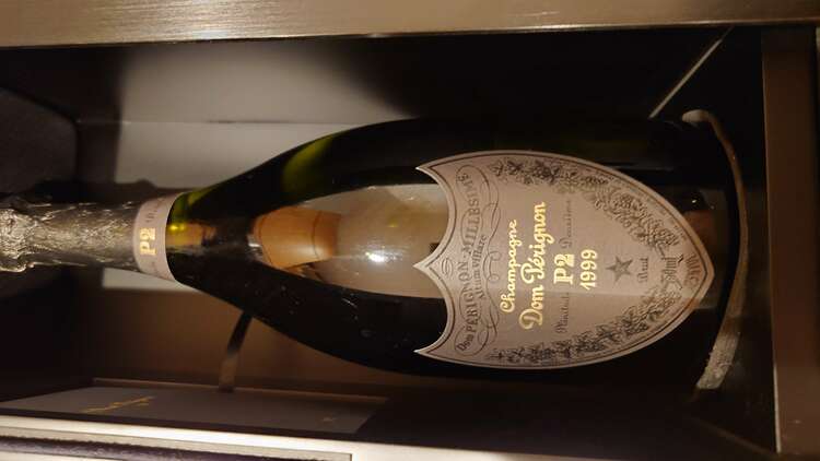 シャンパン ドン・ペリニヨン （お酒）の商品画像 - 査定依頼日：2025年1月26日 - 最高査定価格：46,000円