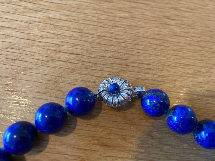 ラピスラズリネックレス（宝石）の商品画像 - 査定依頼日：2025年6月2日 - 最高査定価格：5,000円