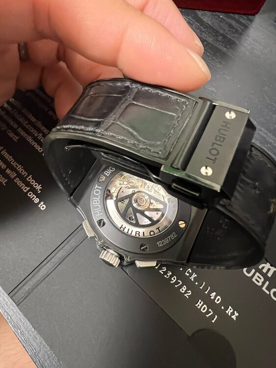 ウブロ ビックバン 301（高級時計）の商品画像 - 査定依頼日：2025年4月27日 - 最高査定価格：730,000円