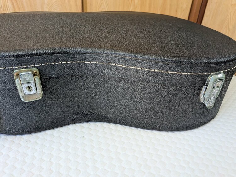 FG-401W（ピアノ・楽器・PA機材）の商品画像 - 査定依頼日：2026年3月24日 - 最高査定価格：10,000円