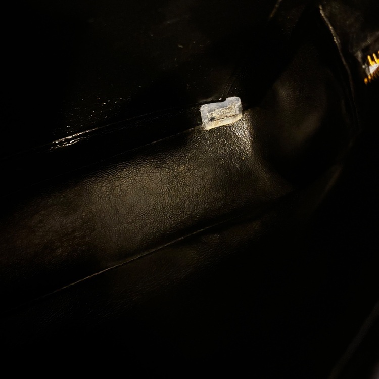 コットンデカマトラッセ？（ブランドバッグ）の商品画像 - 査定依頼日：2025年7月29日 - 最高査定価格：130,000円