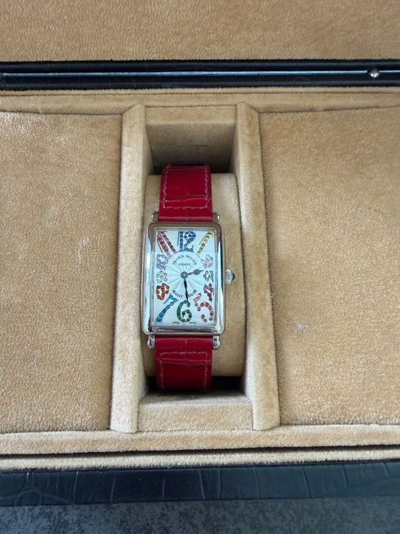 フランクミュラー ロングアイランド （高級時計）の商品画像 - 査定依頼日：2026年2月10日 - 最高査定価格：600,000円