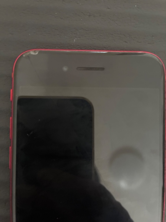 iPhone iPhone SE (第 2 世代) 64GB au（スマホ）の商品画像 - 査定依頼日：2026年8月30日 - 最高査定価格：8,000円
