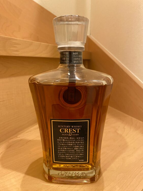 クレスト12years（お酒）の商品画像 - 査定依頼日：2025年1月17日 - 最高査定価格：3,000円