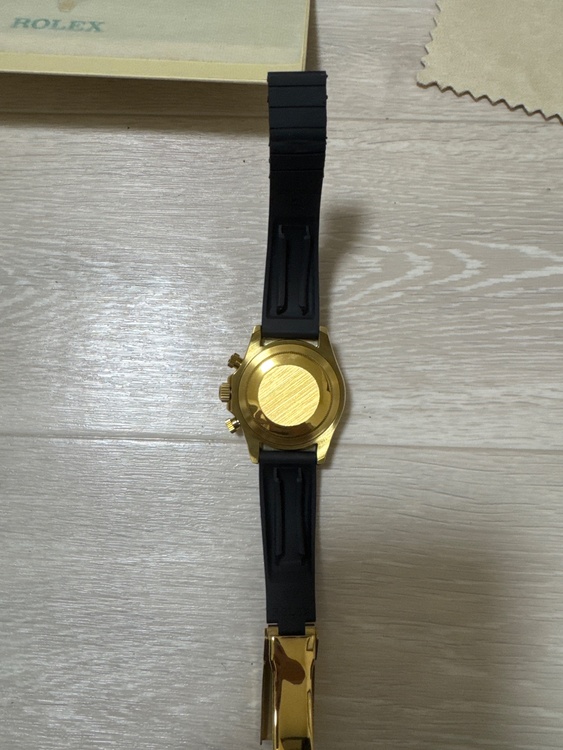 ロレックス デイトナ 39139.04-OYSTER M（高級時計）の商品画像 - 査定依頼日：2026年2月12日 - 最高査定価格：23,000,000円