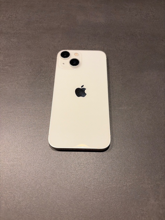 iPhone iPhone 13 mini 128GB docomo（スマホ）の商品画像 - 査定依頼日：2026年7月26日 - 最高査定価格：30,000円