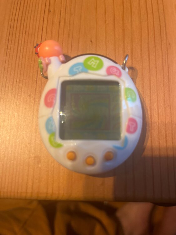 たまごっち（その他のおもちゃ）の商品画像 - 査定依頼日：2025年3月8日 - 最高査定価格：5,000円