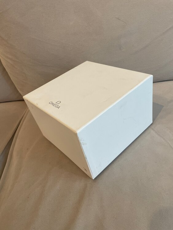 オメガ スピードマスター （高級時計）の商品画像 - 査定依頼日：2025年1月6日 - 最高査定価格：650,000円