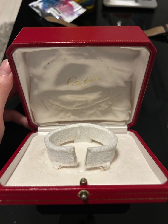 カルティエ タンク （高級時計）の商品画像 - 査定依頼日：2025年6月5日 - 最高査定価格：920,000円