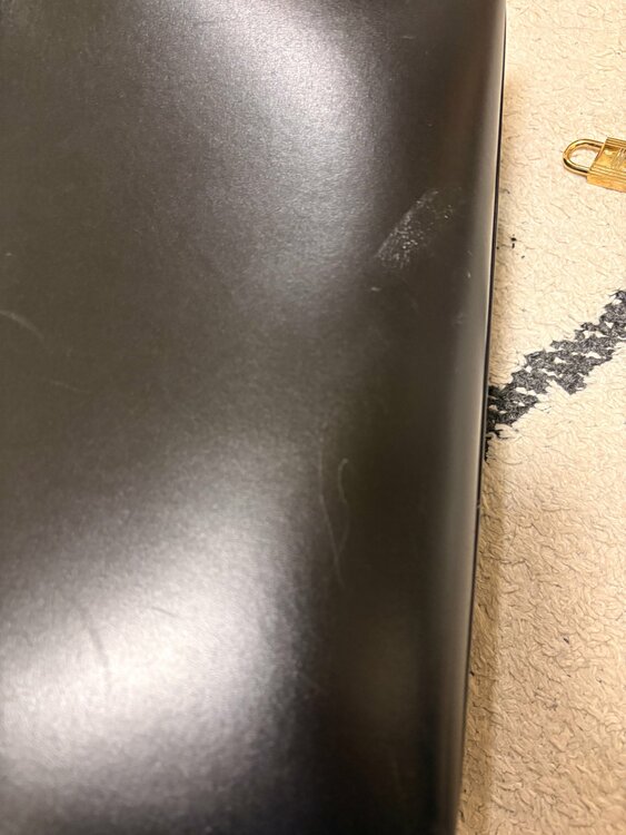 ケリーボックスカーフ　ノワール ○A（ブランドバッグ）の商品画像 - 査定依頼日：2026年4月26日 - 最高査定価格：1,400,000円