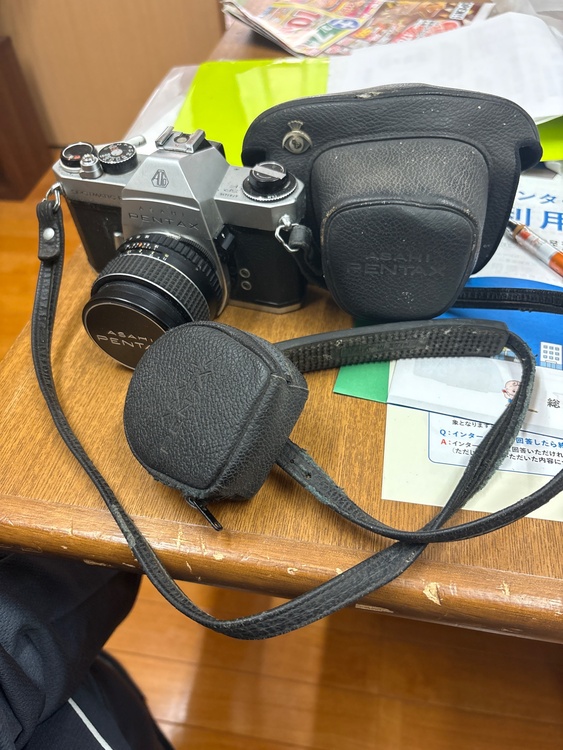 spotmaticF（カメラ）の商品画像 - 査定依頼日：2026年4月19日 - 最高査定価格：500円