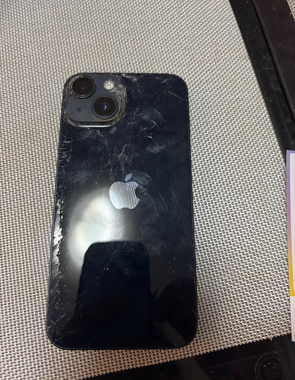 iPhone14（スマホ）の商品画像 - 査定依頼日：2026年6月21日 - 最高査定価格：50,000円