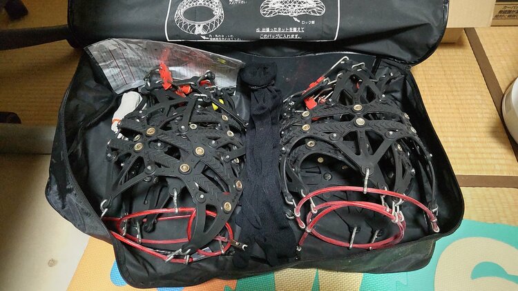 タイヤチェーン　非金属（カー用品）の商品画像 - 査定依頼日：2026年1月30日 - 最高査定価格：3,000円