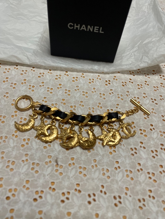 CHANEL ブレスレット（金・貴金属）の商品画像 - 査定依頼日：2026年9月3日 - 最高査定価格：70,000円