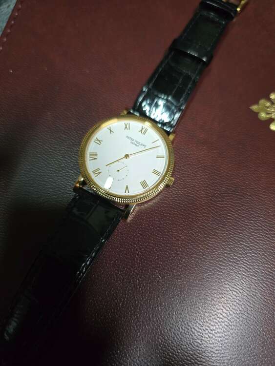 パテックフィリップ カラトラバ 3919SJ-001（高級時計）の商品画像 - 査定依頼日：2025年4月11日 - 最高査定価格：2,200,000円