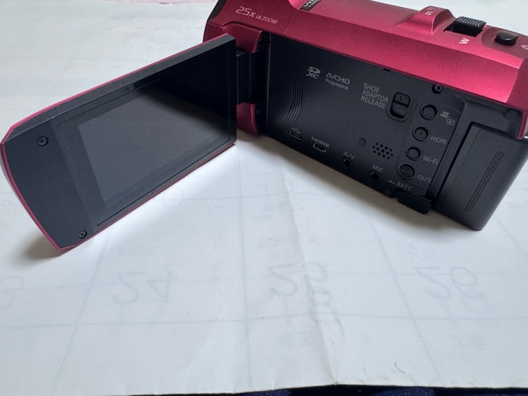 Panasonic 4K Wifi ビデオカメラ 25X iA ZOOM HYB（カメラ）の商品画像 - 査定依頼日：2026年4月7日 - 最高査定価格：28,000円