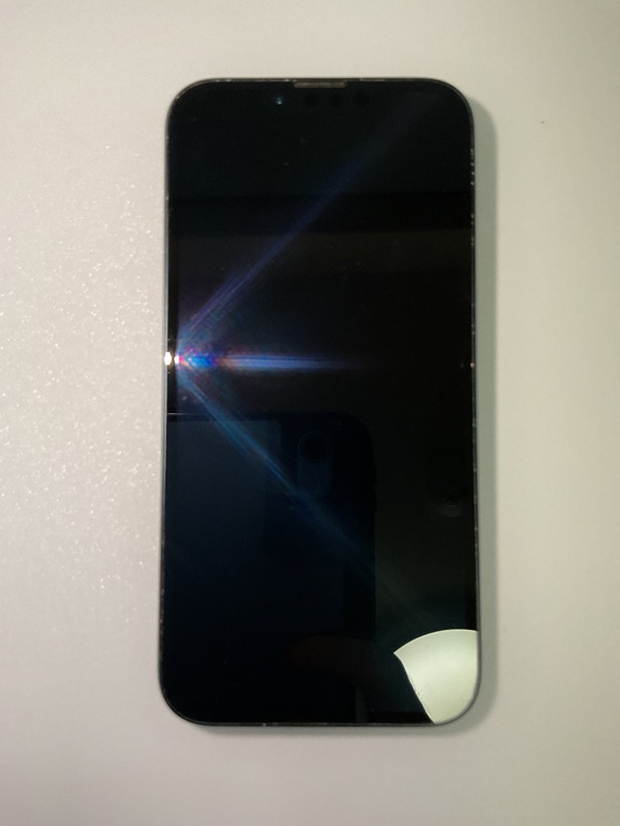 iPhone iPhone 14 128GB au（スマホ）の商品画像 - 査定依頼日：2026年8月13日 - 最高査定価格：45,000円