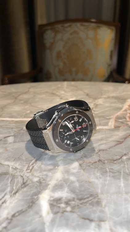 ウブロ　ビッグバン　41mm（高級時計）の商品画像 - 査定依頼日：2025年10月24日 - 最高査定価格：1,000,000円