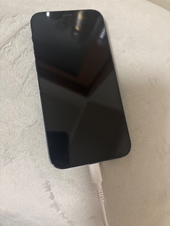 iPhone 12 128GB Softbank（スマホ）の商品画像 - 査定依頼日：2026年5月10日 - 最高査定価格：24,000円