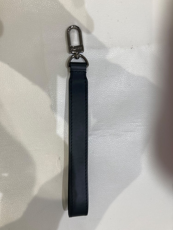 ウォレットトランクモノグラムエクリプス（ブランドバッグ）の商品画像 - 査定依頼日：2025年12月15日 - 最高査定価格：250,000円