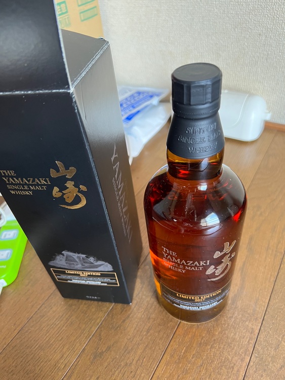 ウイスキー サントリー山崎 （お酒）の商品画像 - 査定依頼日：2025年7月28日 - 最高査定価格：46,000円