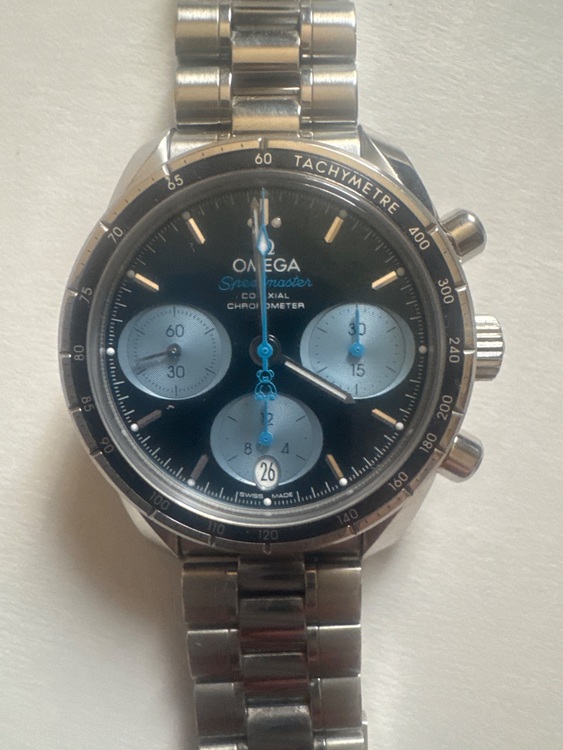 オメガ スピードマスター 3243038500300（高級時計）の商品画像 - 査定依頼日：2025年8月26日 - 最高査定価格：550,000円