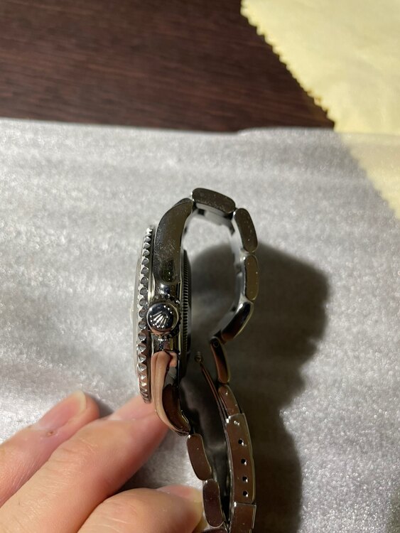 ロレックス ヨットマスター 1663（高級時計）の商品画像 - 査定依頼日：2025年1月24日 - 最高査定価格：1,350,000円