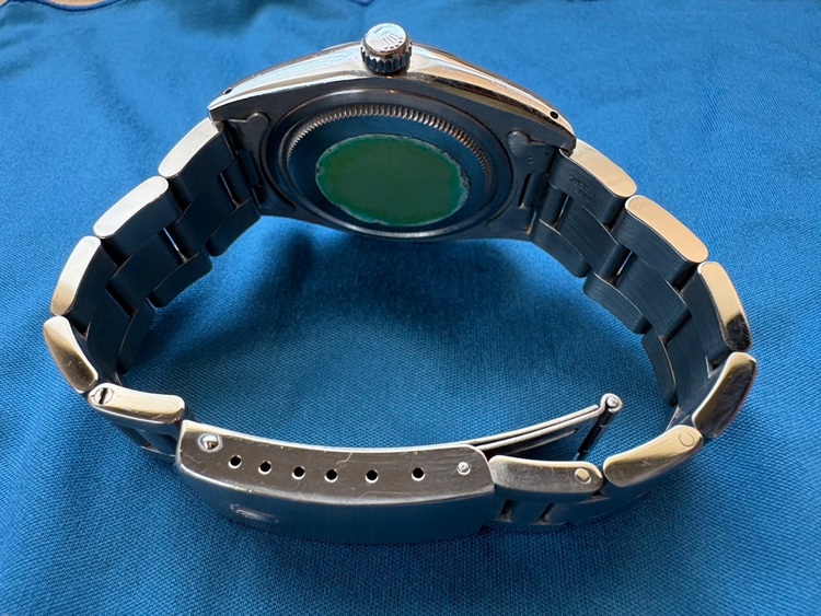 ロレックス その他 オイスターデイト 669（高級時計）の商品画像 - 査定依頼日：2025年7月29日 - 最高査定価格：350,000円