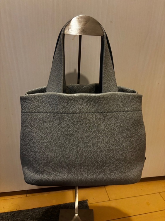 ヴィッテロダイノ レザー（ブランドバッグ）の商品画像 - 査定依頼日：2025年9月15日 - 最高査定価格：120,000円