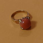 赤珊瑚のゴールドリング（金・貴金属）の商品画像 - 査定依頼日：2025年11月23日 - 最高査定価格：120,000円