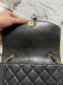 CHANEL ショルダーバッグ マトラッセ ダイアナフラップ（ブランドバッグ）の商品画像 - 査定依頼日：2022年9月4日 - 最高査定価格：380,000円