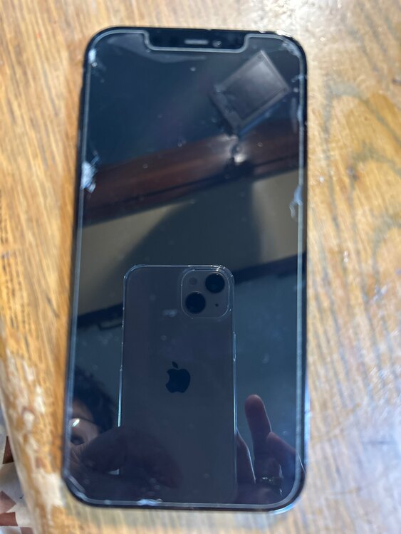 iPhone 12 Pro Max 128GB Softbank（スマホ）の商品画像 - 査定依頼日：2025年1月5日 - 最高査定価格：55,000円