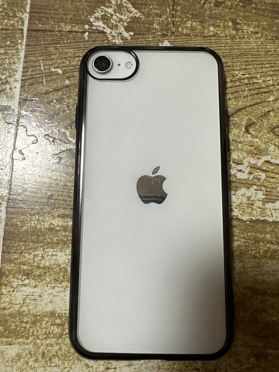 iPhone SE (第 3 世代) 128GB Softbank（スマホ）の商品画像 - 査定依頼日：2026年3月31日 - 最高査定価格：24,000円