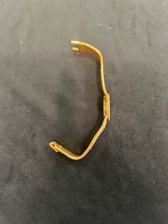 ピアジェ トラディション（高級時計）の商品画像 - 査定依頼日：2026年2月15日 - 最高査定価格：3,000,000円