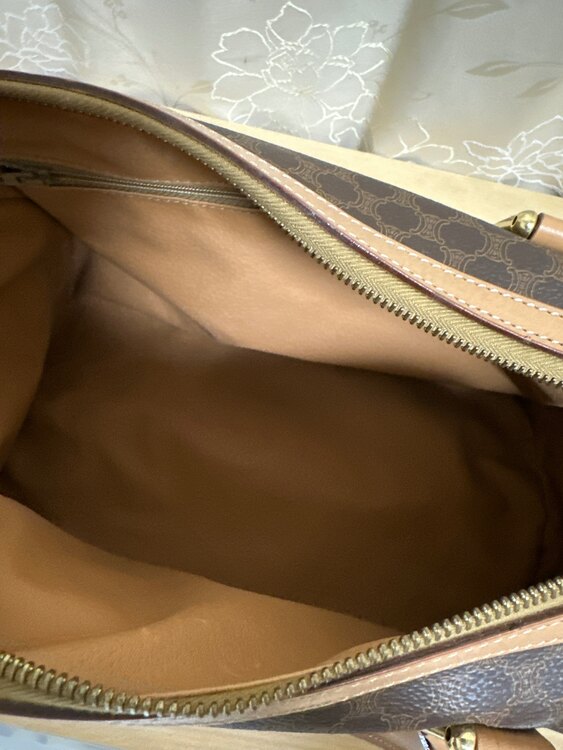 ボストン M14（ブランドバッグ）の商品画像 - 査定依頼日：2025年5月22日 - 最高査定価格：44,000円