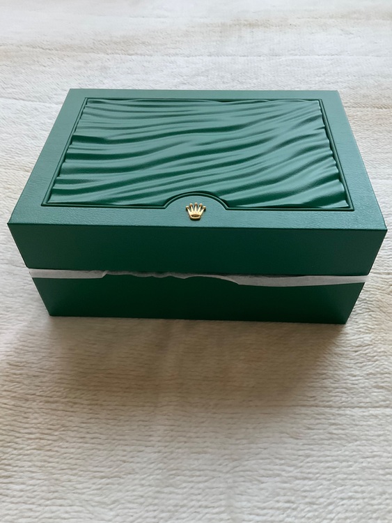 ロレックス シードゥエラー （高級時計）の商品画像 - 査定依頼日：2025年11月30日 - 最高査定価格：2,410,000円