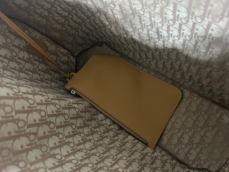 ディオール  （ブランドバッグ）の商品画像 - 査定依頼日：2026年2月11日 - 最高査定価格：300,000円