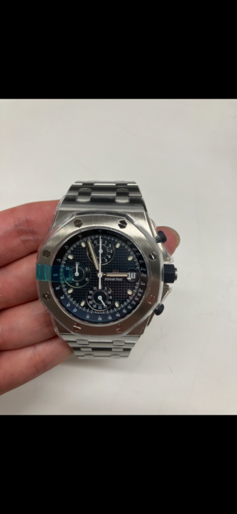 オーデマピゲ ロイヤルオークオフショア Ref. 26238ST.OO.2000ST.01（高級時計）の商品画像 - 査定依頼日：2026年5月17日 - 最高査定価格：5,400,000円